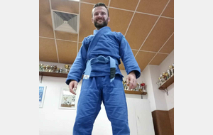 Nicolas passe sa ceinture bleue 